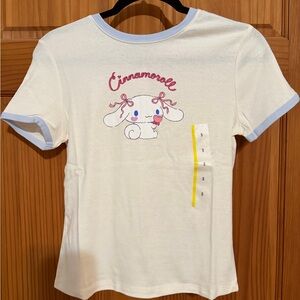 Women’s Small Cinnamoroll Baby Tee